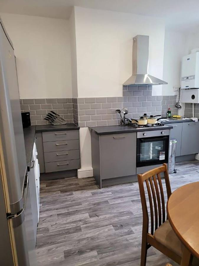 Double Bed L1 Burnley City Centre מראה חיצוני תמונה